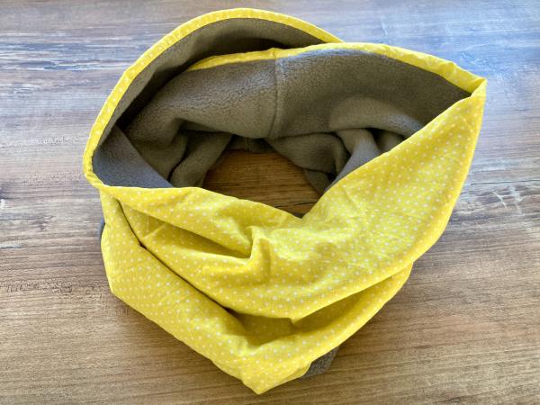 Rundschal - Baumwolle, Fleece - handmade- Unikat - gelb, weiß, grau, - Punkte